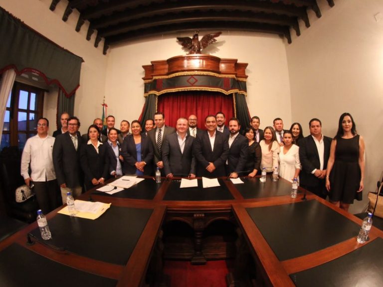 San Miguel de Allende y Los Cabos firman hermanamiento