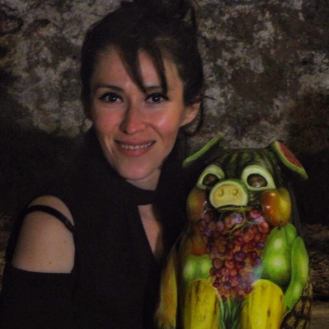 Celia Rosas - Living And Travel