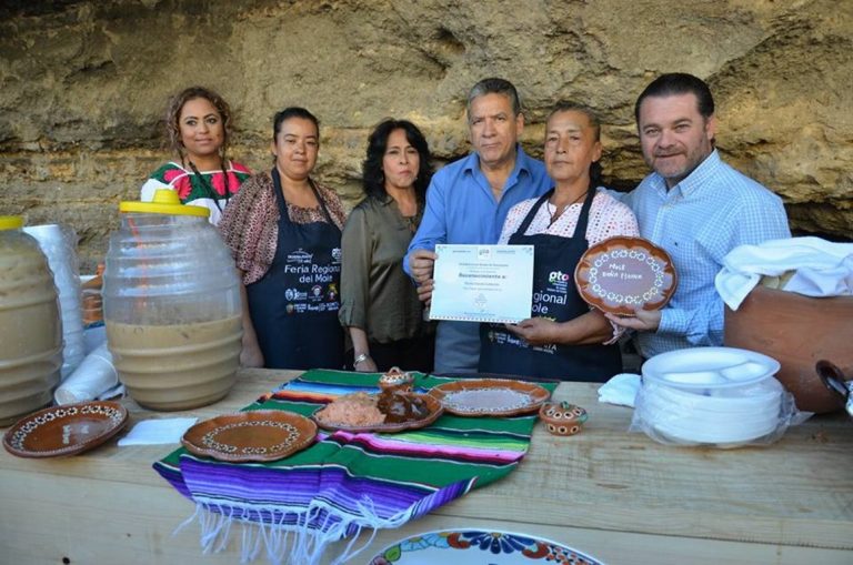 La Feria Regional del Mole en Huanímaro deleitó a cientos de personas
