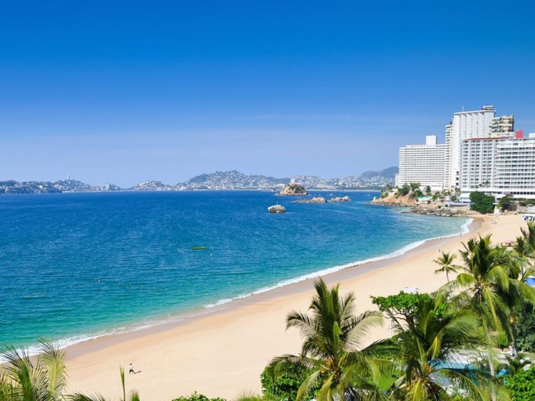 Volaris abre nueva ruta directa Guadalajara-Acapulco