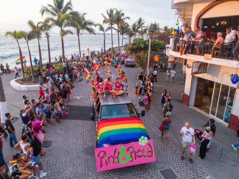 La mejor playa gay del mundo en Vallarta es…