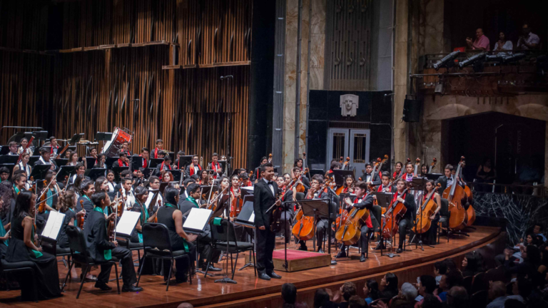 #Agenda ¡Es hoy! Disfruta de la Orquesta Sinfónica Infantil de México