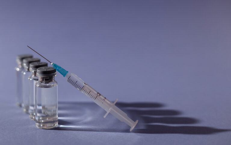 Las vacunas indispensables para viajar sin contratiempos