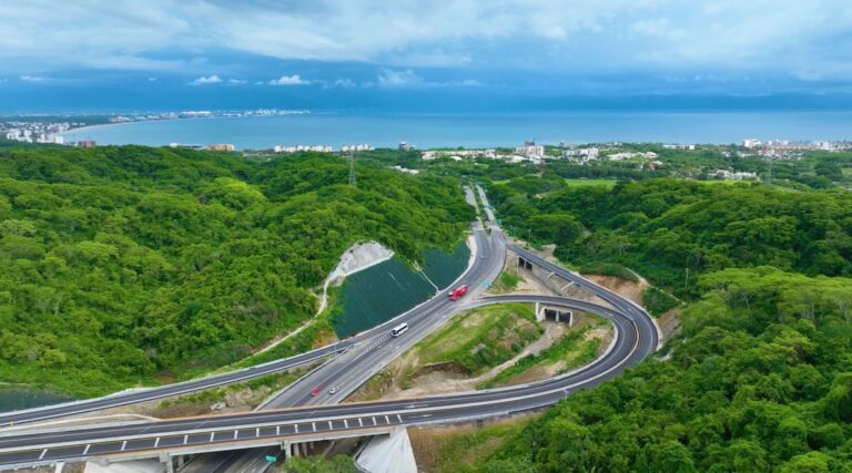 Llega más rápido a la Riviera Nayarit gracias a la nueva autopista