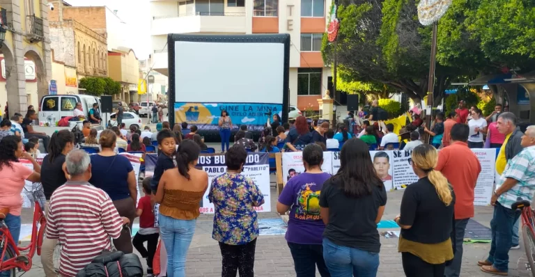 Cine La Mina da voz a las buscadoras en Guanajuato