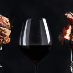 doble-brocheta-y-vino_carne_tinto