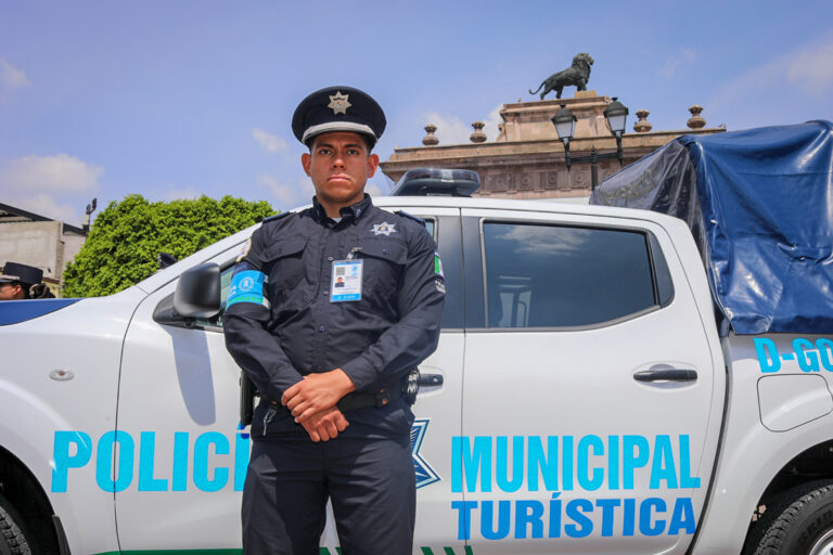 ¿Qué hace la policía turística de León?